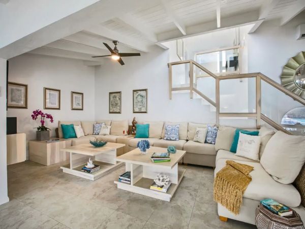 Gorgeous St. Thomas Vacation Home with Private Beach & Pool