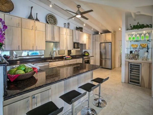 Gorgeous St. Thomas Vacation Home with Private Beach & Pool