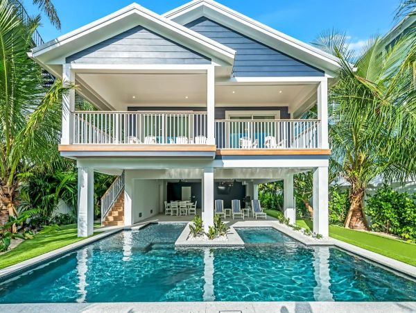 Bradenton Beach Vacation Home Three Bedroom