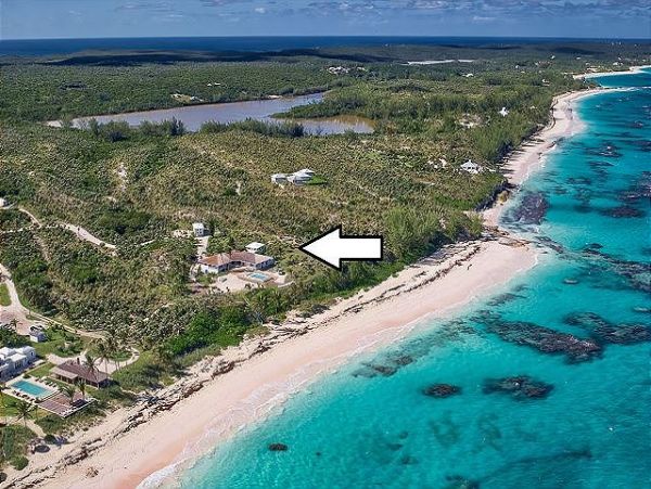 Oceanfront Luxury Vacation Estate in Bahamas Sleeps 16