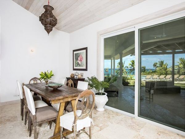 Oceanfront Luxury Vacation Estate in Bahamas Sleeps 16