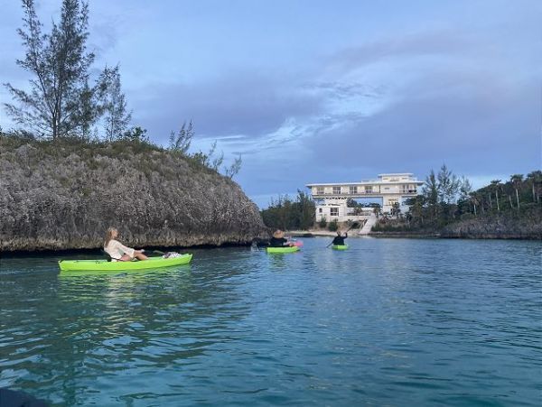 Bahamas Posh Six Bedroom Beachfront Estate in Bahamas