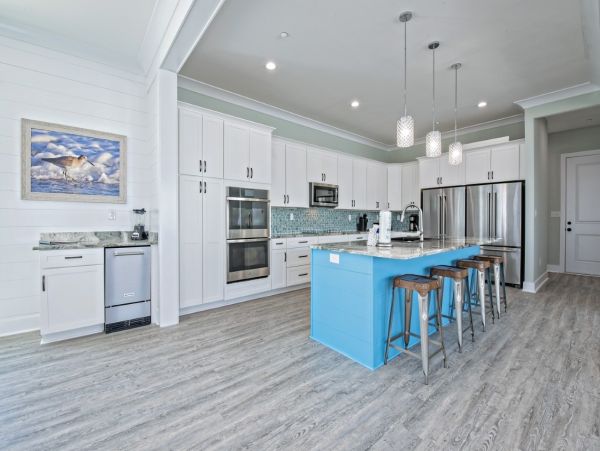 Ten Bedroom Beach Vacation Home in Gulf Shores Sleeps 28