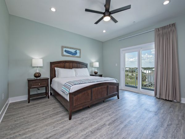 Ten Bedroom Beach Vacation Home in Gulf Shores Sleeps 28