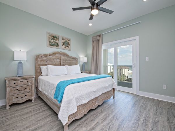 Ten Bedroom Beach Vacation Home in Gulf Shores Sleeps 28