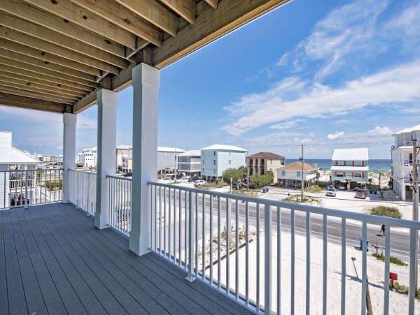 Ten Bedroom Beach Vacation Home in Gulf Shores Sleeps 28