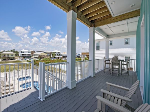 Ten Bedroom Beach Vacation Home in Gulf Shores Sleeps 28