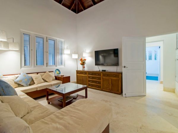 Dominican Republic Oceanfront Five Bedroom Luxury Vacation Home