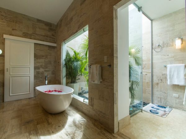 Dominican Republic Oceanfront Five Bedroom Luxury Vacation Home