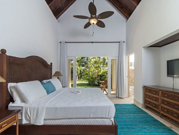 Dominican Republic Oceanfront Five Bedroom Luxury Vacation Home