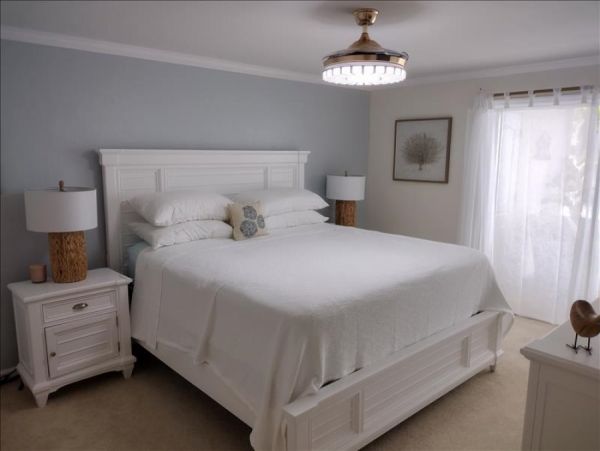 Lovely Two Bedroom Condo with Bay View Sleeps 4