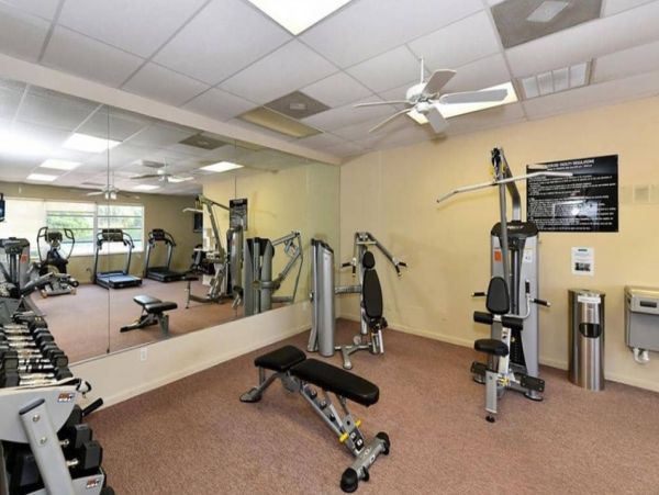 Lovely Two Bedroom Condo with Bay View Sleeps 4