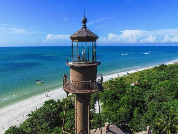 Steps to Beach Sanibel Vacation Condo Two Bedroom