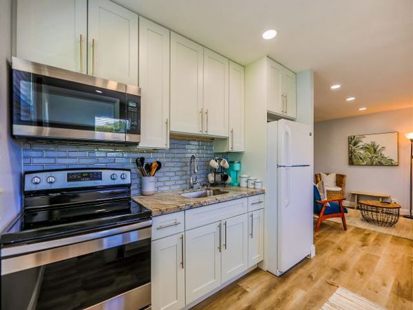 Steps to Beach Sanibel Vacation Condo Two Bedroom