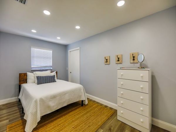 Steps to Beach Sanibel Vacation Condo Two Bedroom