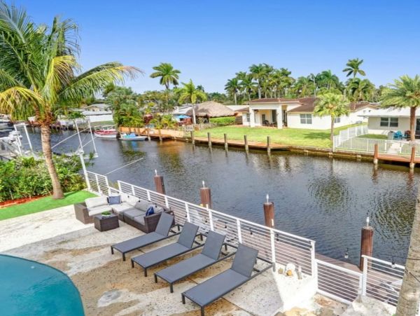 Luxury Six Bedroom Vacation Home in Fort Lauderdale