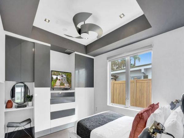 Luxury Six Bedroom Vacation Home in Fort Lauderdale
