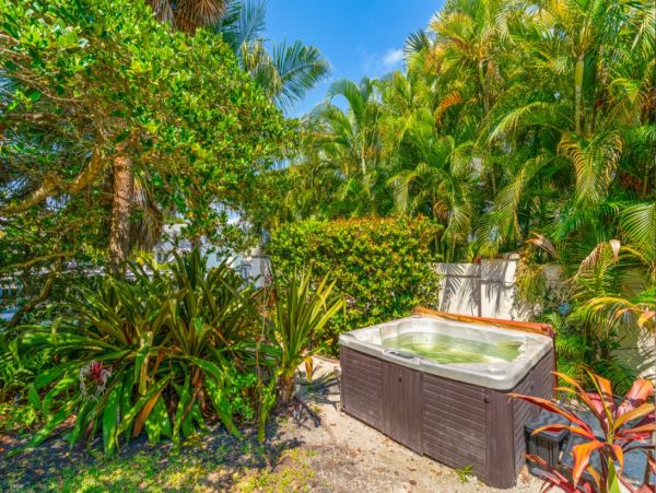 South Florida Waterfront Vacation Rental  7-Bedroom Luxury Villa with Private Pool