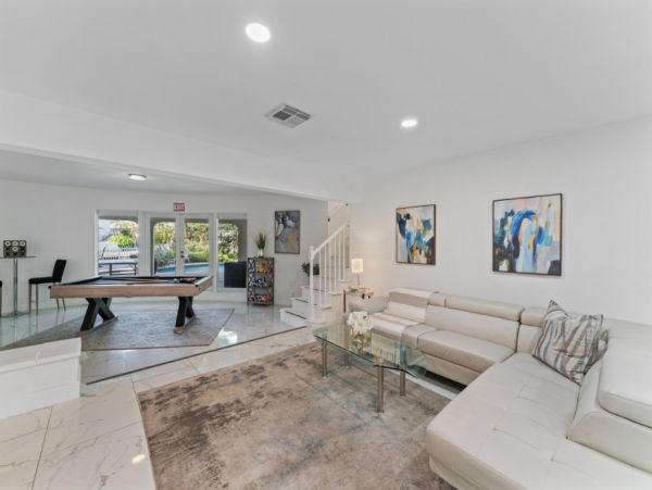 South Florida Waterfront Vacation Rental  7-Bedroom Luxury Villa with Private Pool