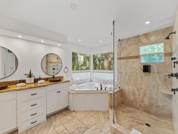 South Florida Waterfront Vacation Rental  7-Bedroom Luxury Villa with Private Pool