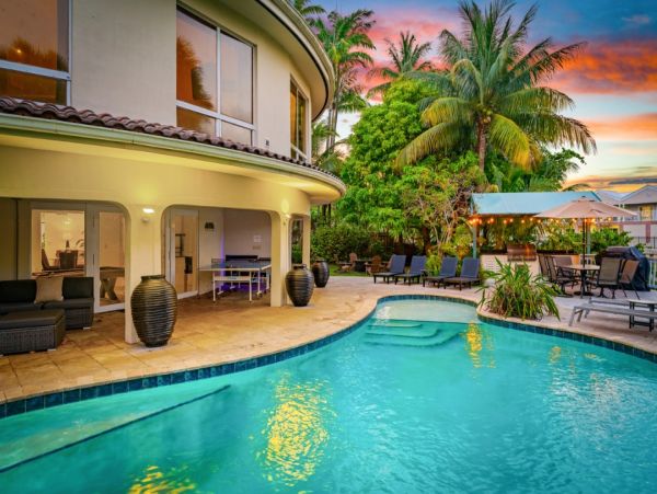 South Florida Waterfront Vacation Rental  7-Bedroom Luxury Villa with Private Pool