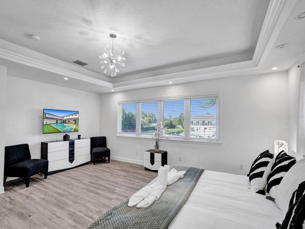 South Florida Waterfront Vacation Rental - Luxury South Florida Family Retreat