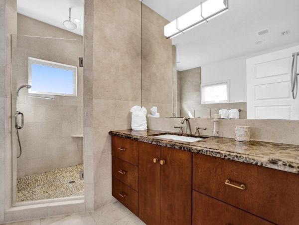 South Florida Waterfront Vacation Rental - Luxury South Florida Family Retreat