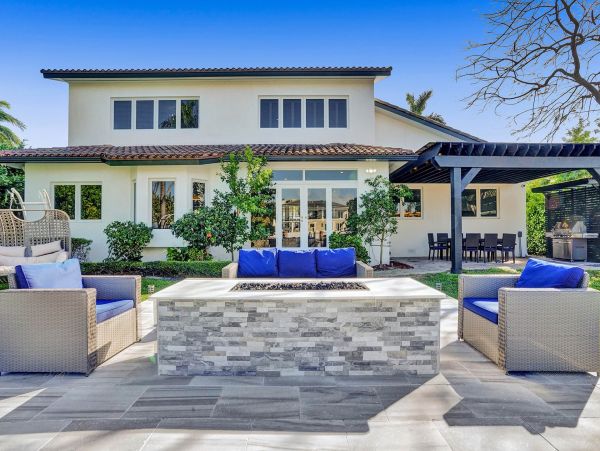 South Florida Waterfront Vacation Rental - Luxury South Florida Family Retreat