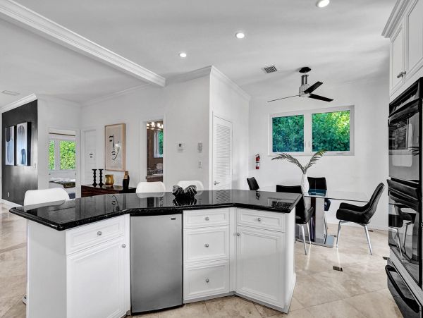 South Florida Waterfront Vacation Rental - Luxury South Florida Family Retreat