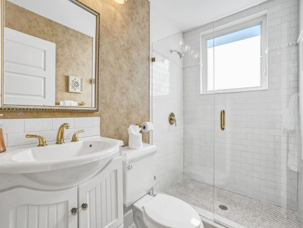 South Florida Waterfront Vacation Rental - Luxury South Florida Family Retreat