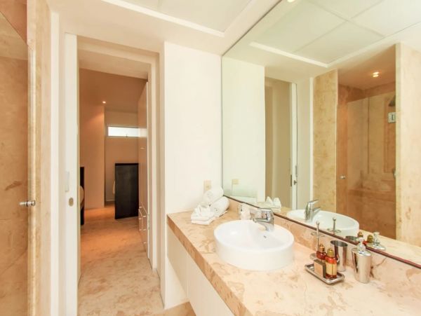 Beachside Luxury Four Bedroom Vacation Condo in Playa del Carmen