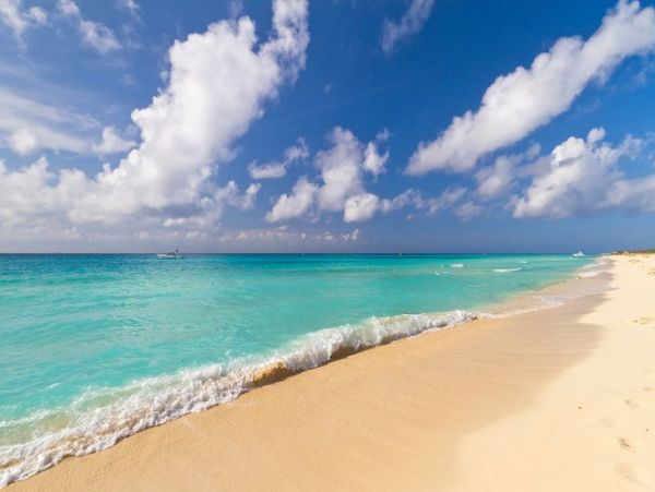 Beachside Luxury Four Bedroom Vacation Condo in Playa del Carmen
