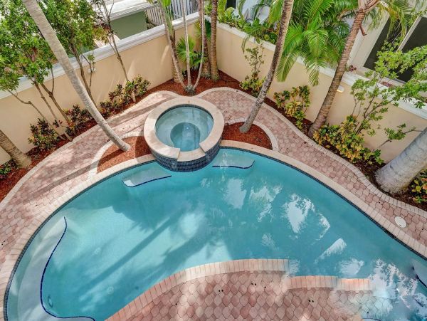Luxury Pompano Beach Vacation Pool Home Five Bedroom