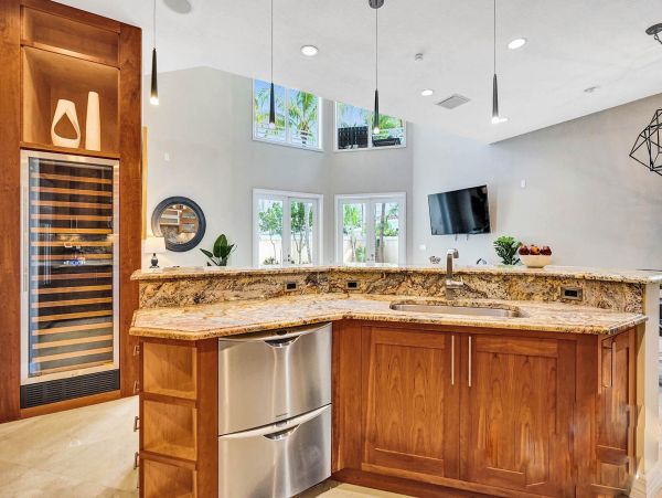 Luxury Pompano Beach Vacation Pool Home Five Bedroom