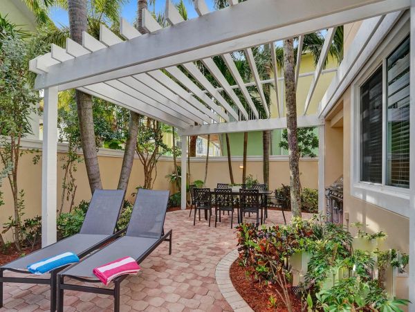 Luxury Pompano Beach Vacation Pool Home Five Bedroom