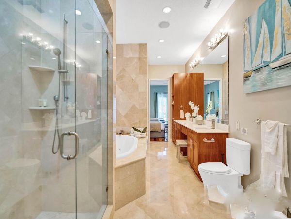 Luxury Pompano Beach Vacation Pool Home Five Bedroom