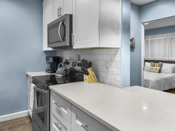 Lovely Two Bedroom Duplex Sleeps 5 Guests