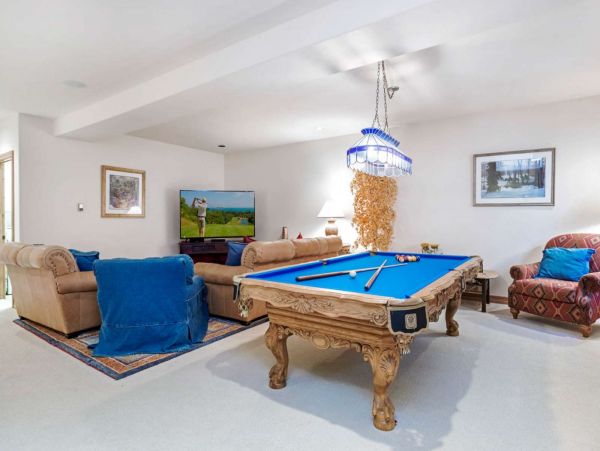 Eduards Vacation Home Four Bedroom Mountain Views