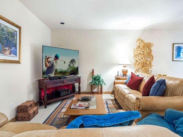 Eduards Vacation Home Four Bedroom Mountain Views