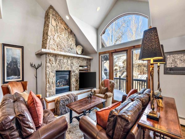 Avon Vacation Home Four Bedroom Mountain Views