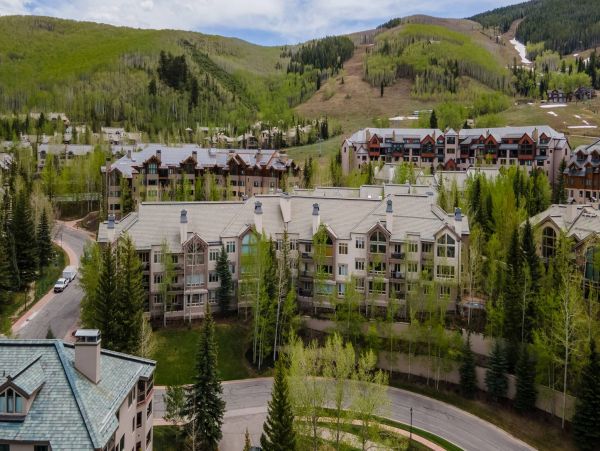 Spectacular Views Beaver Creek Vacation Condo 3 Bedroom