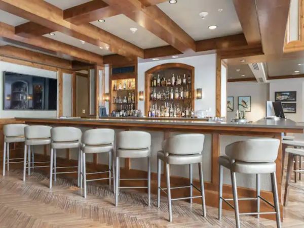 Three Bedroom Luxury Vacation Condo in Vail