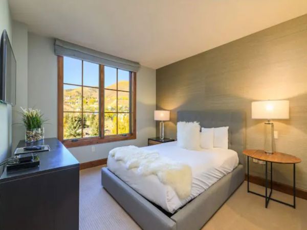 Three Bedroom Luxury Vacation Condo in Vail