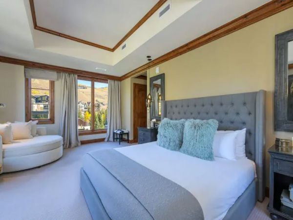 Three Bedroom Luxury Vacation Condo in Vail