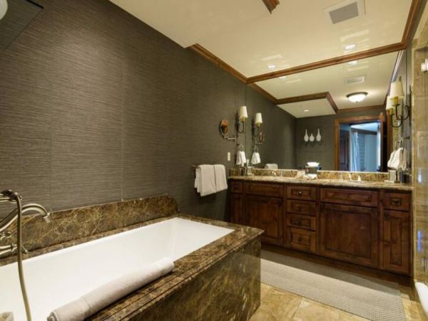 Three Bedroom Luxury Vacation Condo in Vail