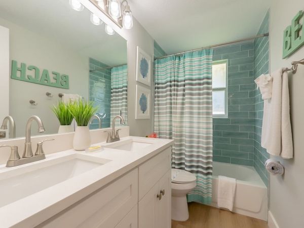 Holmes Beach Vacation Rental with 3 Bedrooms