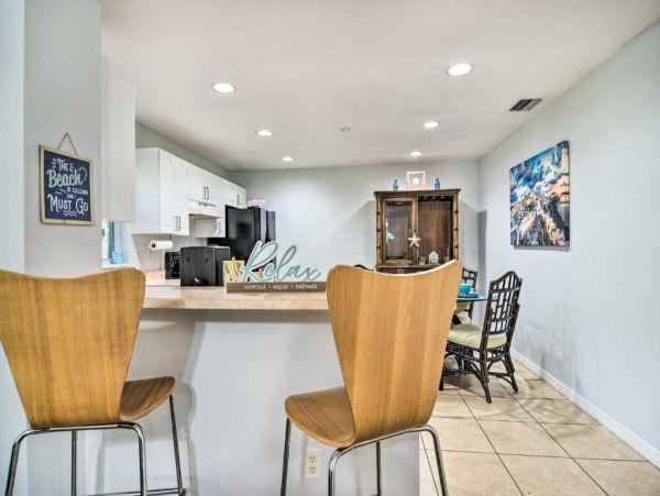 St. Petersburg Vacation Home Two Bedroom