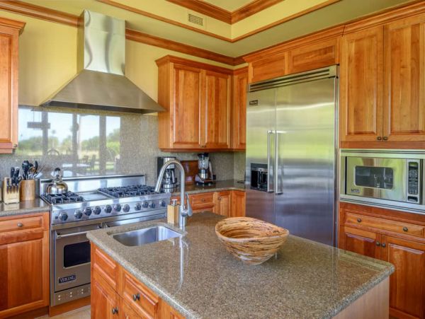 Ocean Views Waimea Vacation Home Four Bedroom