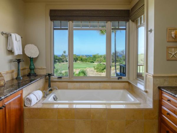 Ocean Views Waimea Vacation Home Four Bedroom