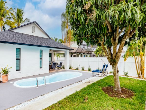 Naples Vacation Pool Home Three Bedroom